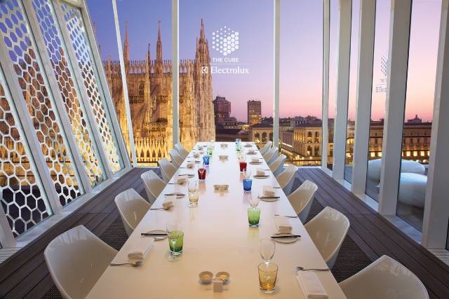 A Milano un ristorante arrampicato sui tetti della Galleria