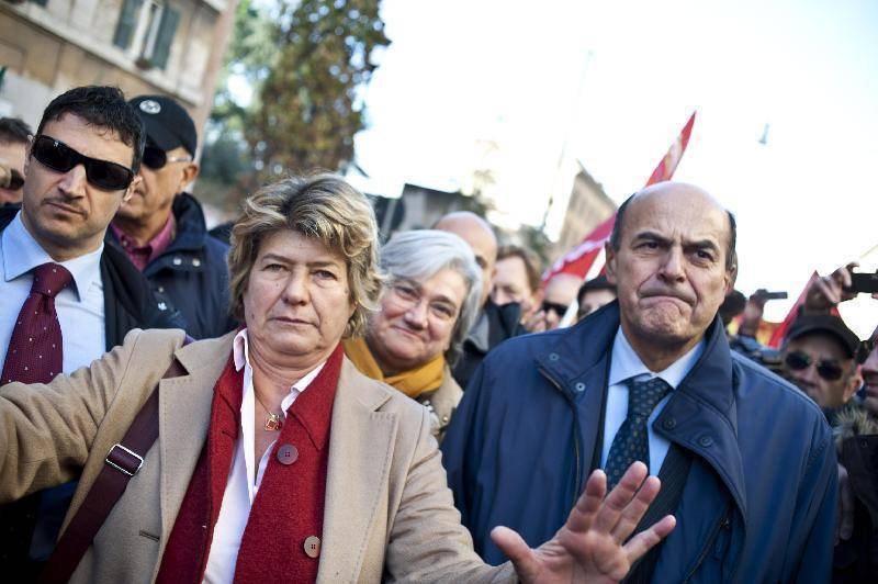 Articolo 18, Fornero frena: "Non ho nulla in mente" Pd: "Toccarlo? E' da matti"