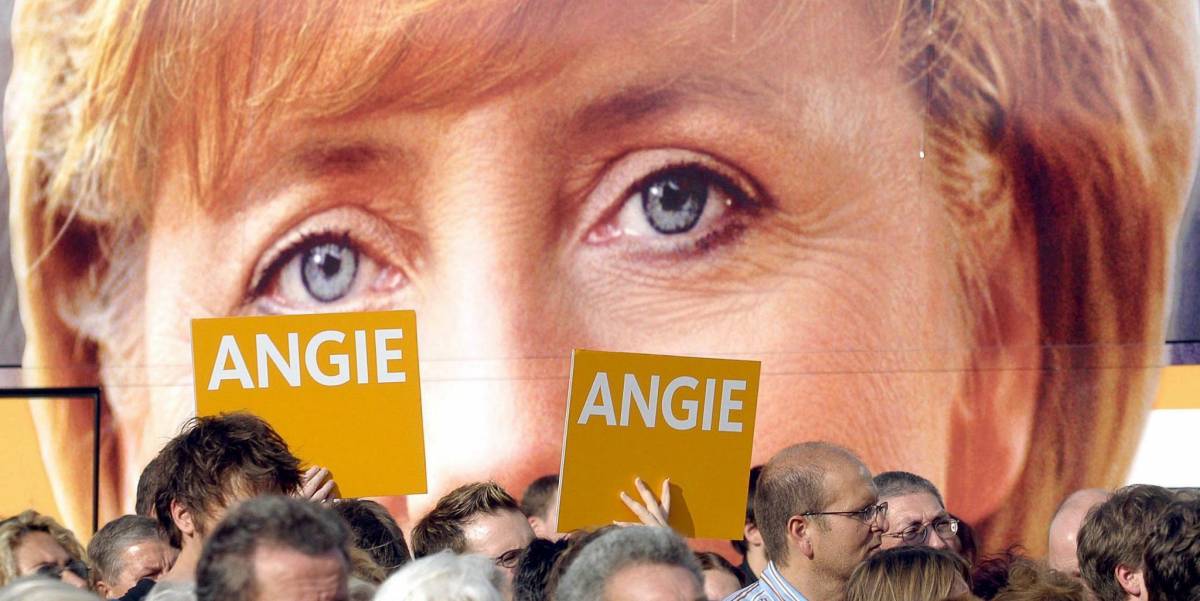 Angela, un panzer  travestito da angelo