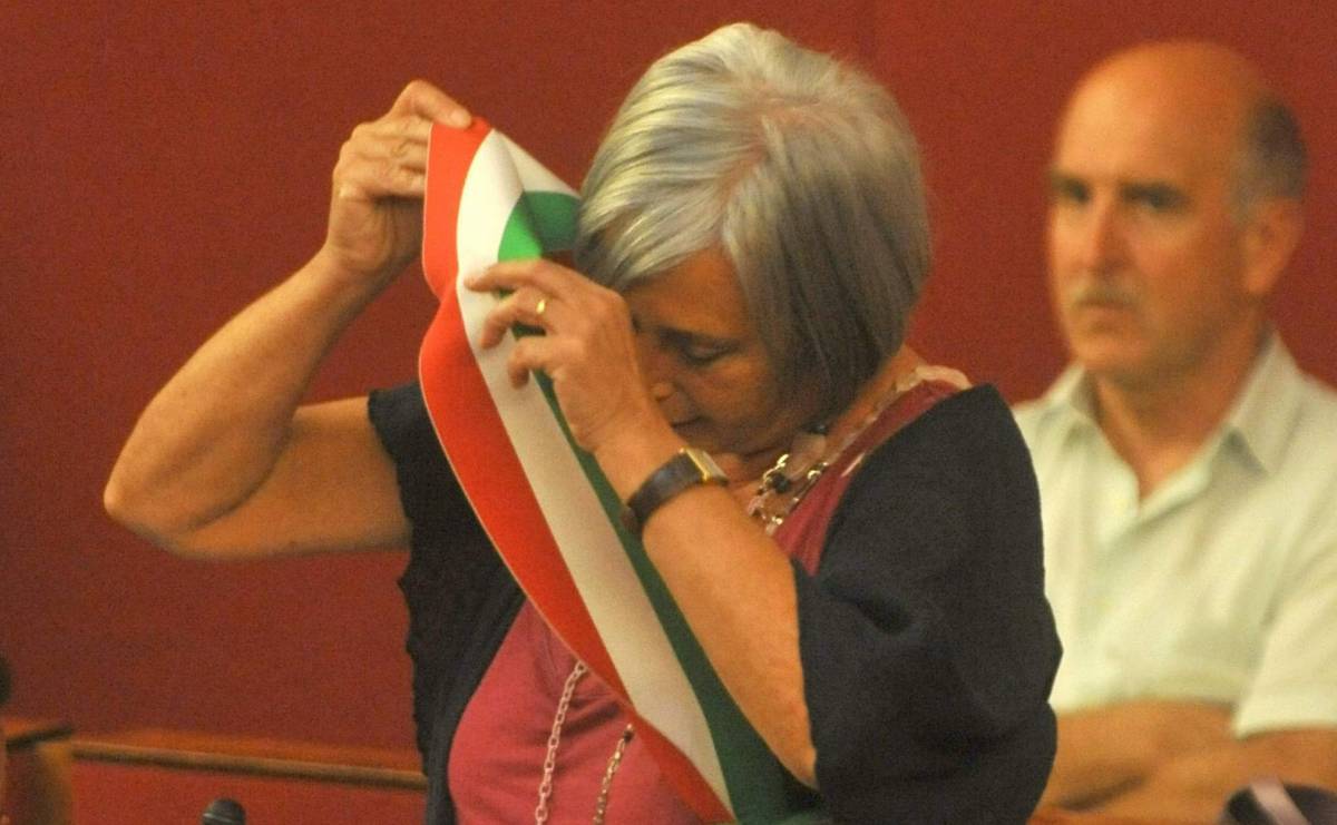 «Con Super Mario al governo  mi rimetto la fascia tricolore»