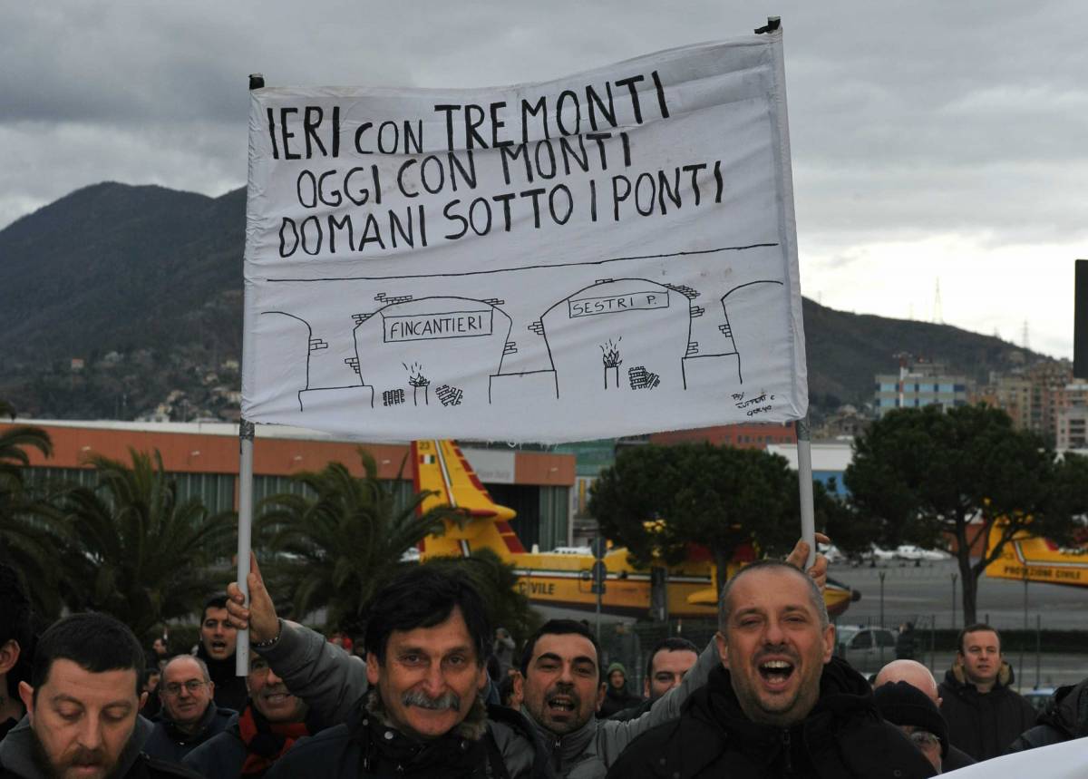 Fincantieri, occupato l'aeroporto di Genova Proteste a Palermo