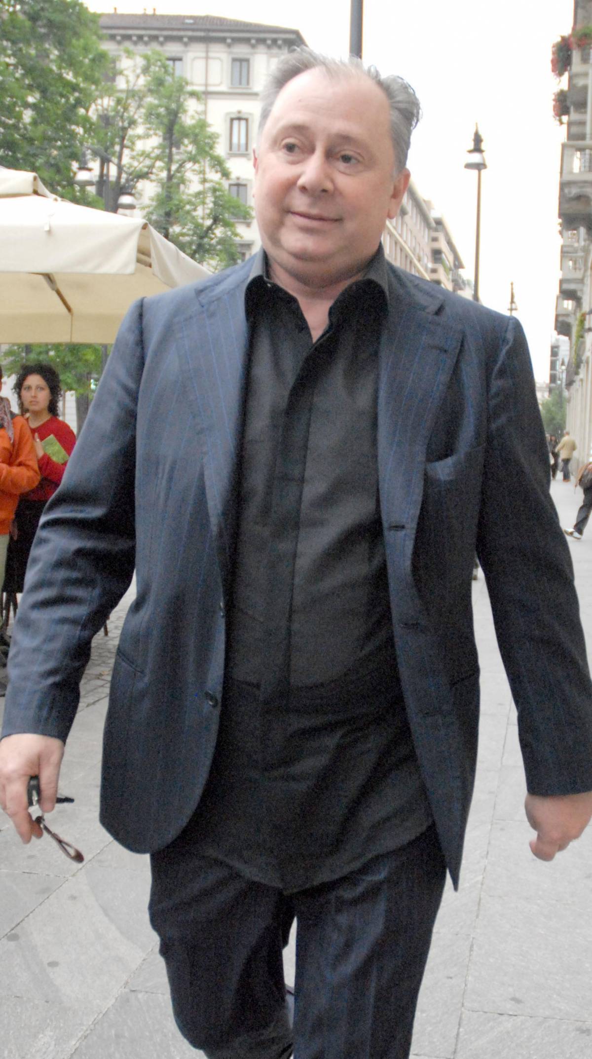 Lele Mora in carcere  è pericoloso soltanto per se stesso