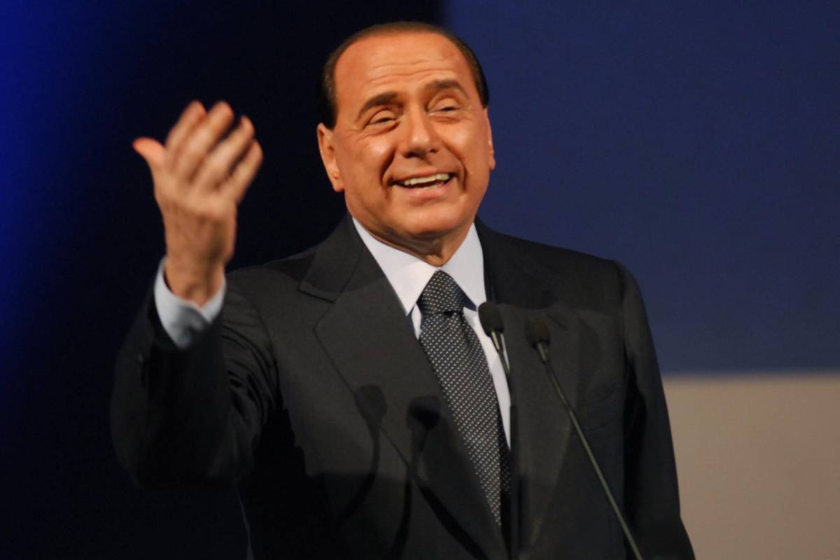 Berlusconi scalda i motori:  tempo galantuomo, si riparte