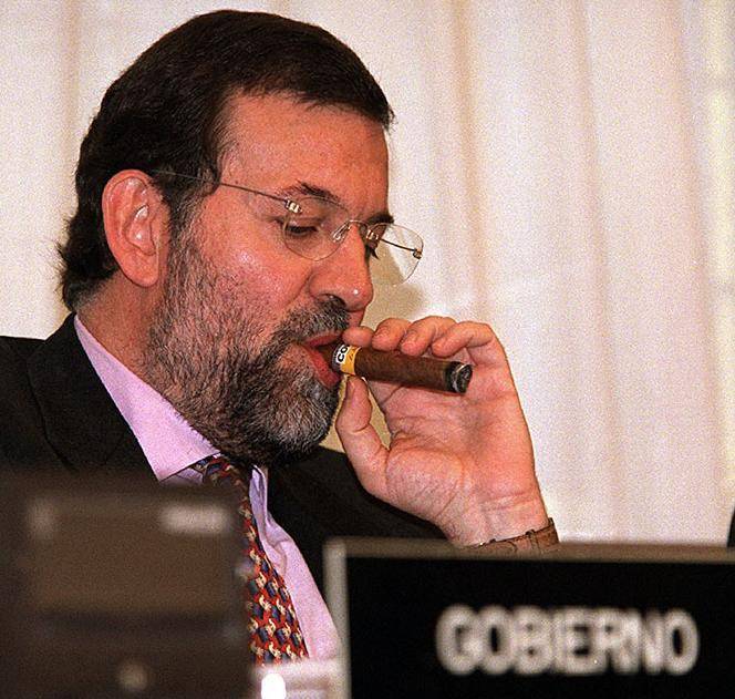 "Fumare è un diritto..." La Spagna contro Rajoy