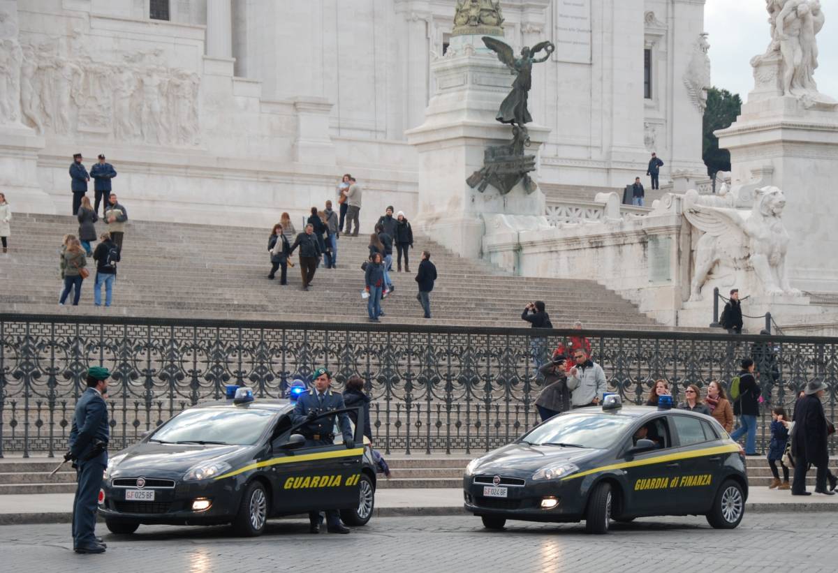 Roma come Cortina: video del blitz della Gdf nelle vie dello shopping