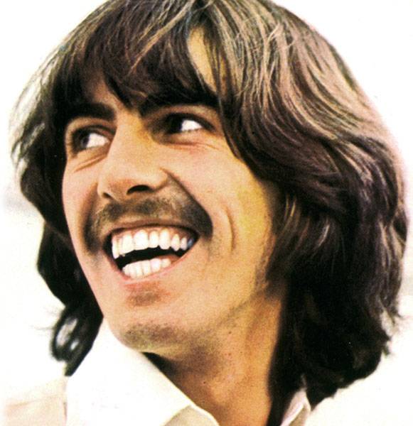 George Harrison in saldo e in un angolo