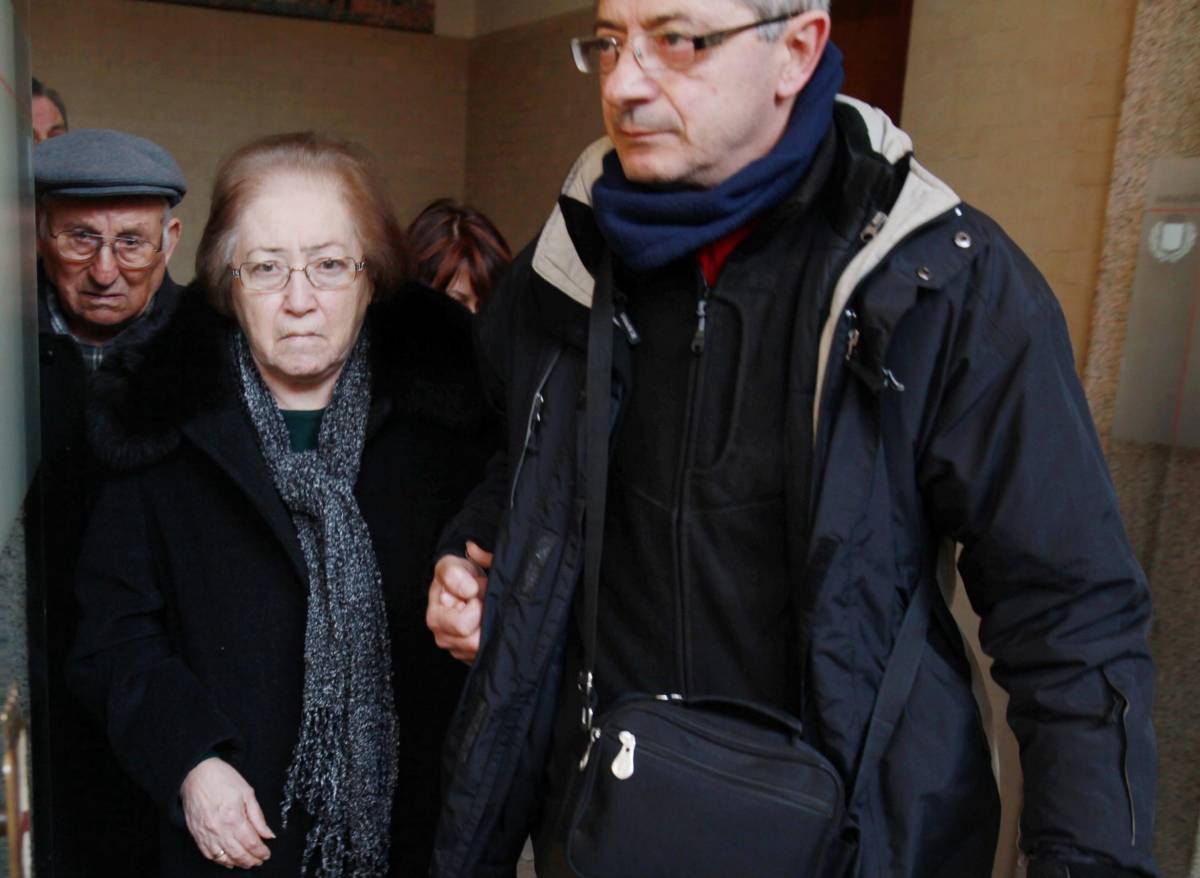 Preghiere e lacrime per Nicolò «E quell’animale se la caverà»