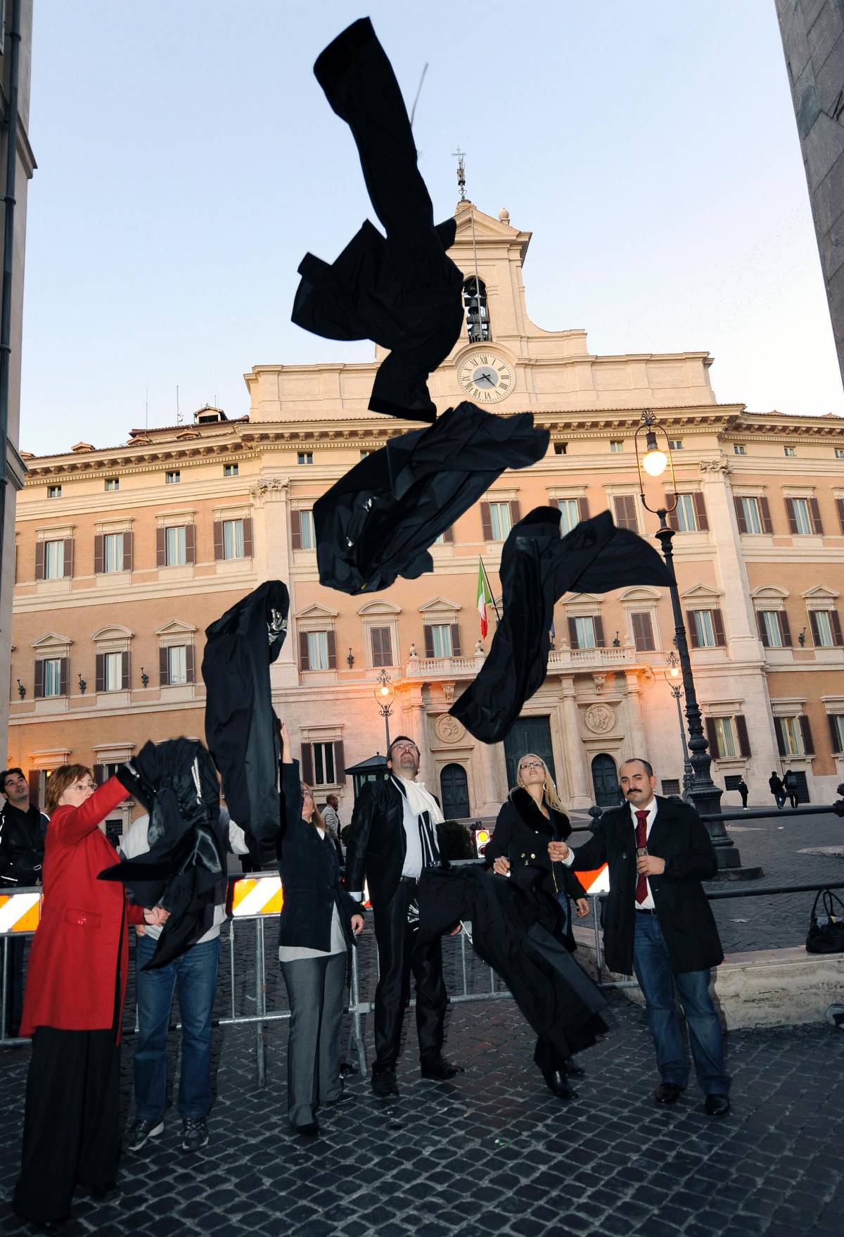 Professionisti sulle barricate:  "Il decreto è inaccettabile"