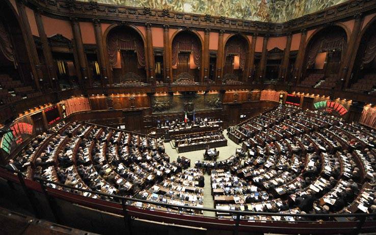 Lo scopre anche l'Eurispes: non c'è fiducia in Monti