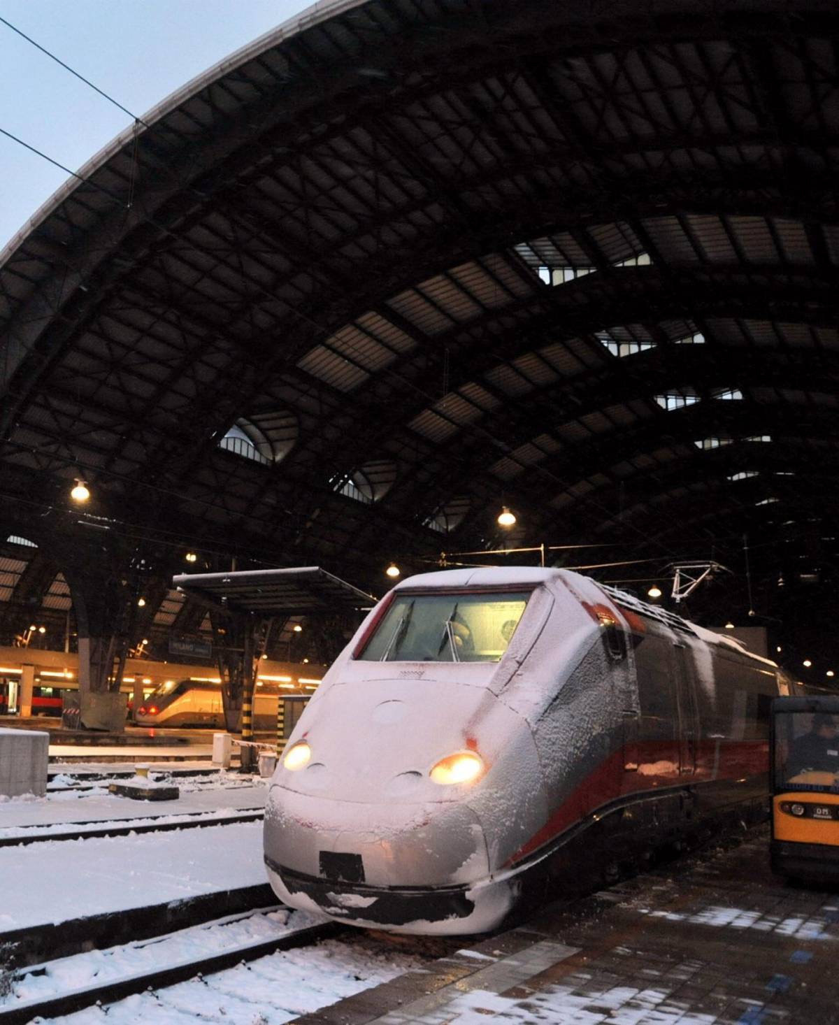 Cancellati 35 treni Non è colpa del gelo ma di un furto di rame a Rogoredo