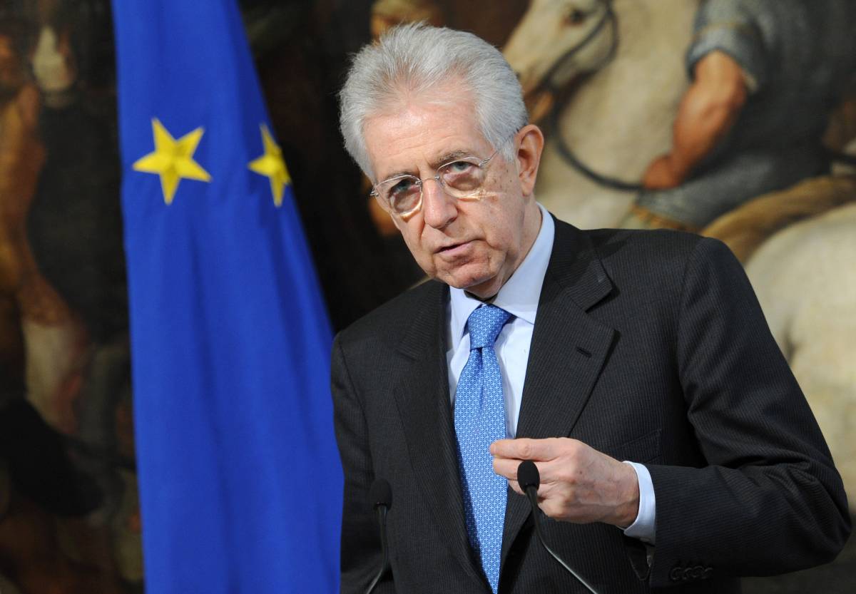 Monti taglia le spese inutili di Palazzo Chigi: "Stop ai convegni superflui e niente regali"