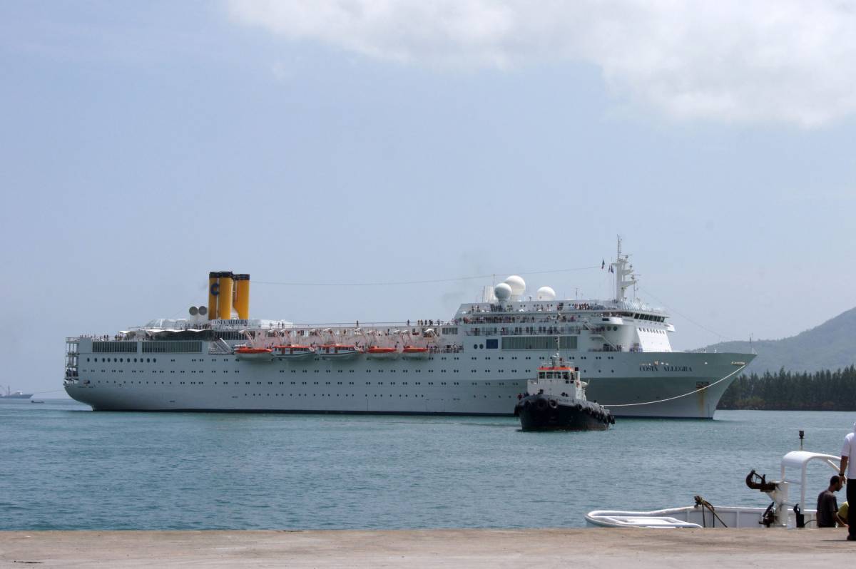 Costa Allegra, finita l'odissea I passeggeri sbarcati a Mahè