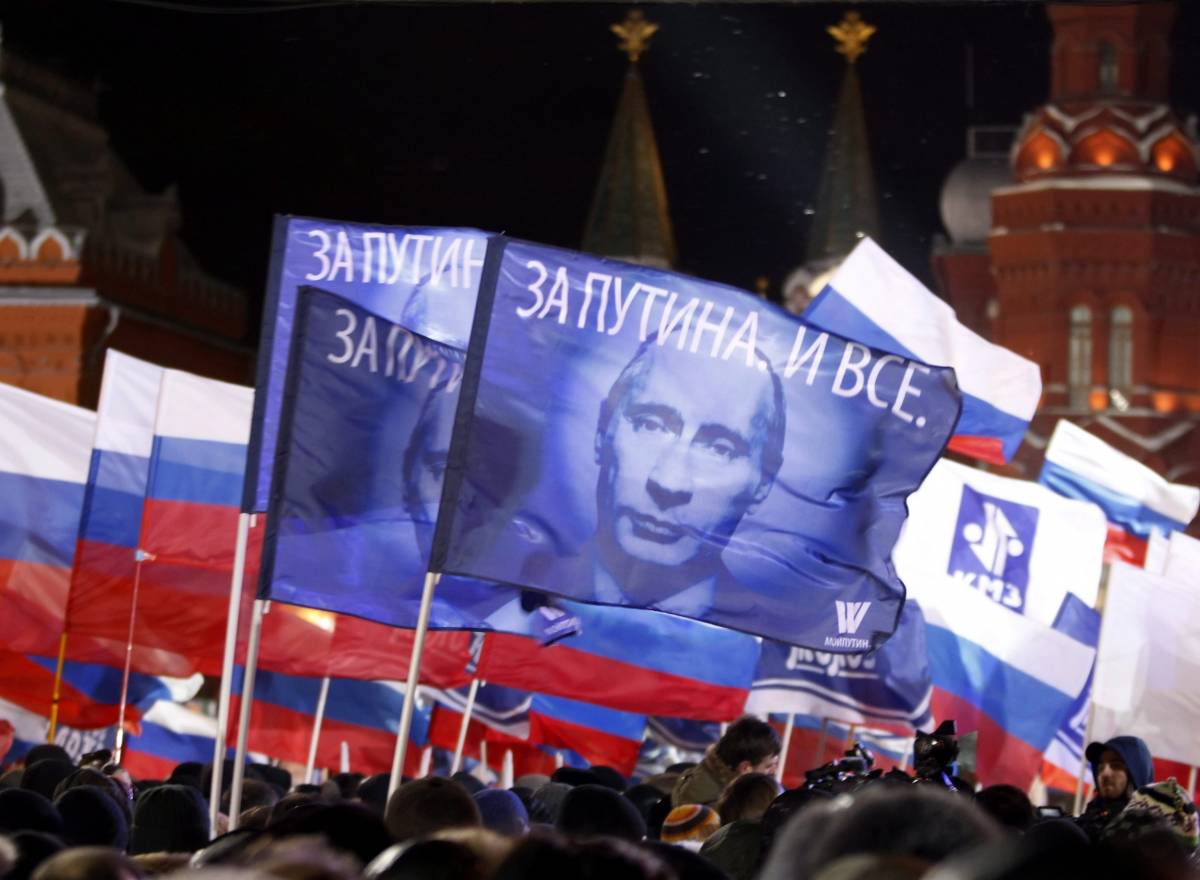 Putin fa ritorno al Cremlino Manifestazioni contro i brogli