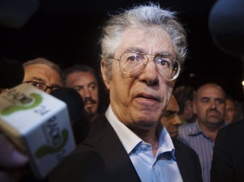 Bossi attacca Monti: "Rischia la vita Il Nord lo farà fuori"