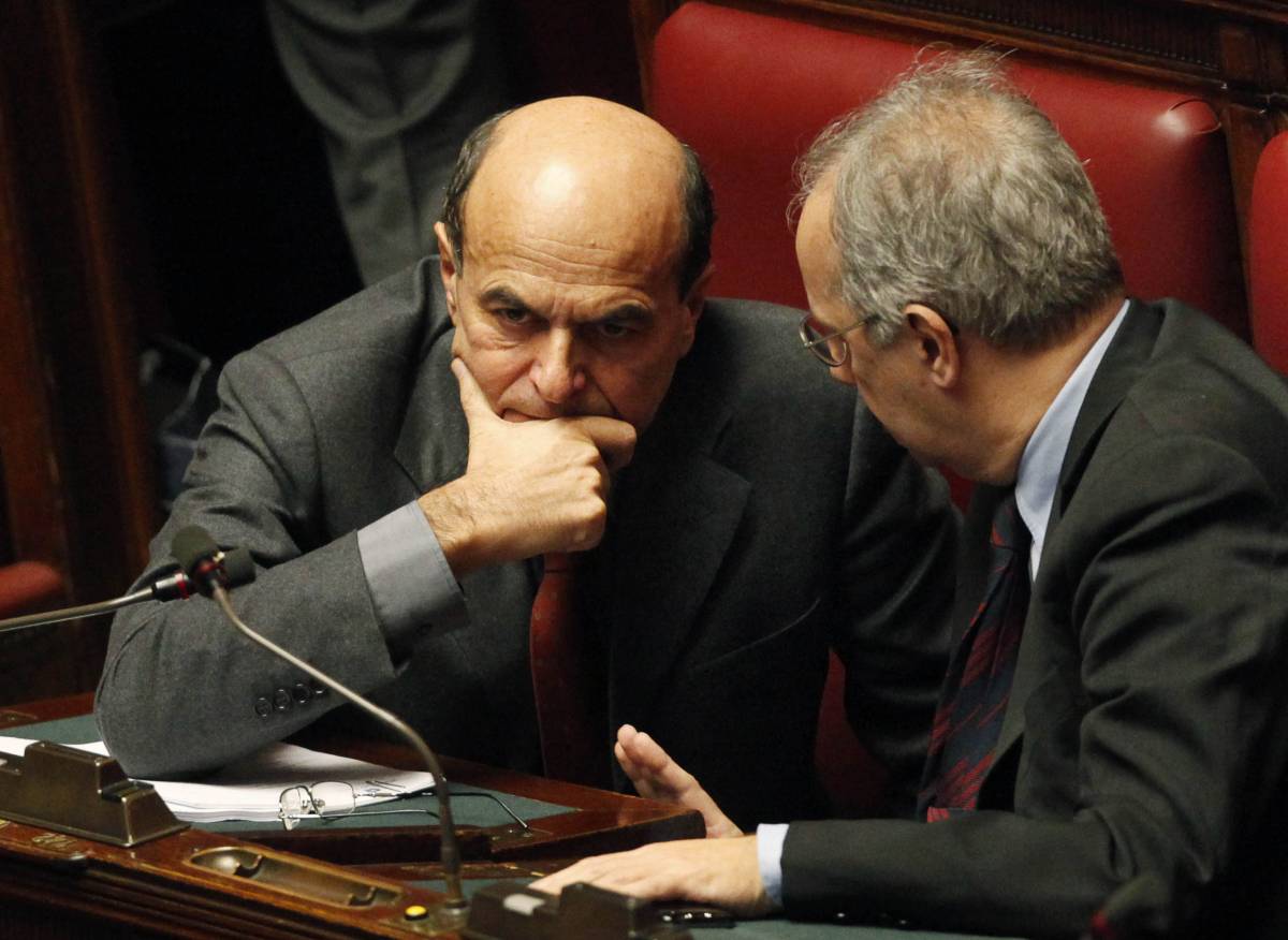 La Raipolitik di Bersani:  via i partiti tranne il Pd