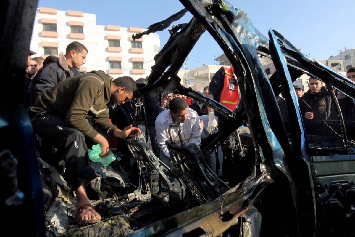 Raid israeliani contro Gaza Uccisi dodici palestinesi