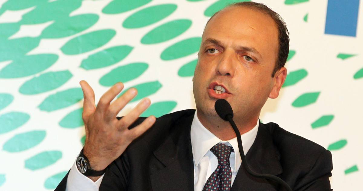 Alfano: fuori i soldi Ultimatum alle banche per uscire dalla crisi