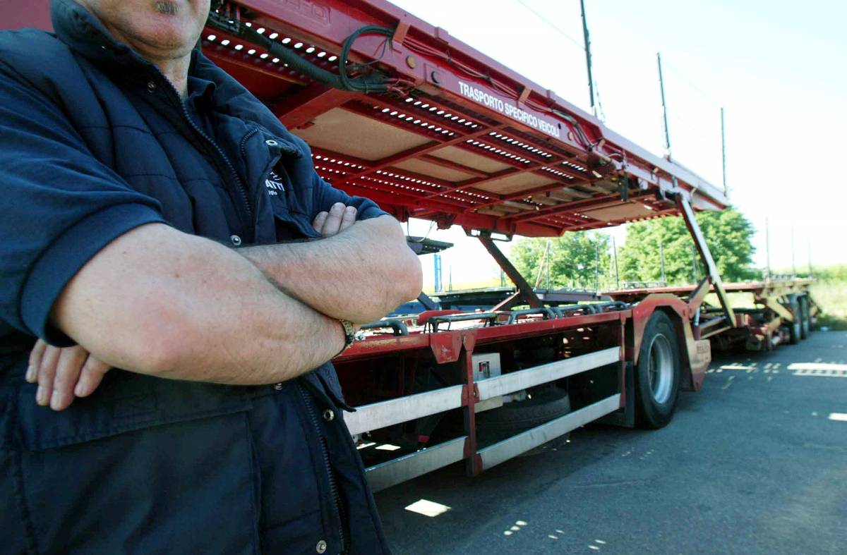 Lo stop delle bisarche manda in tilt la Fiat