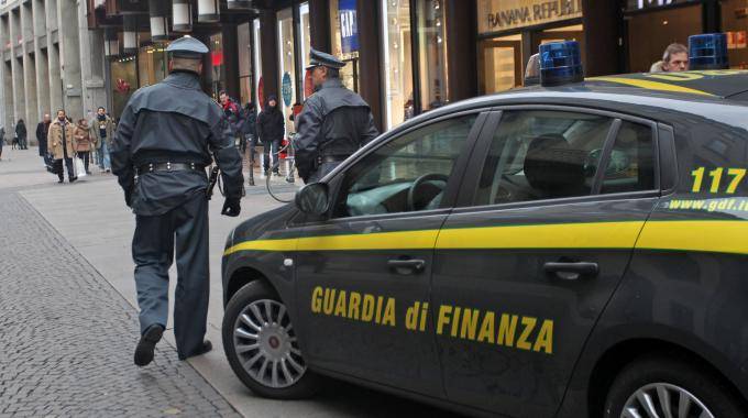 Fisco, e adesso il Pd  vuole la "black list"