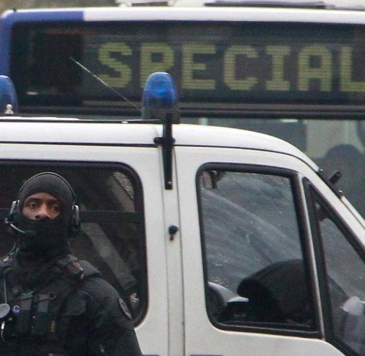 L’assedio infinito al killer: «Peccato, volevo uccidere di più»