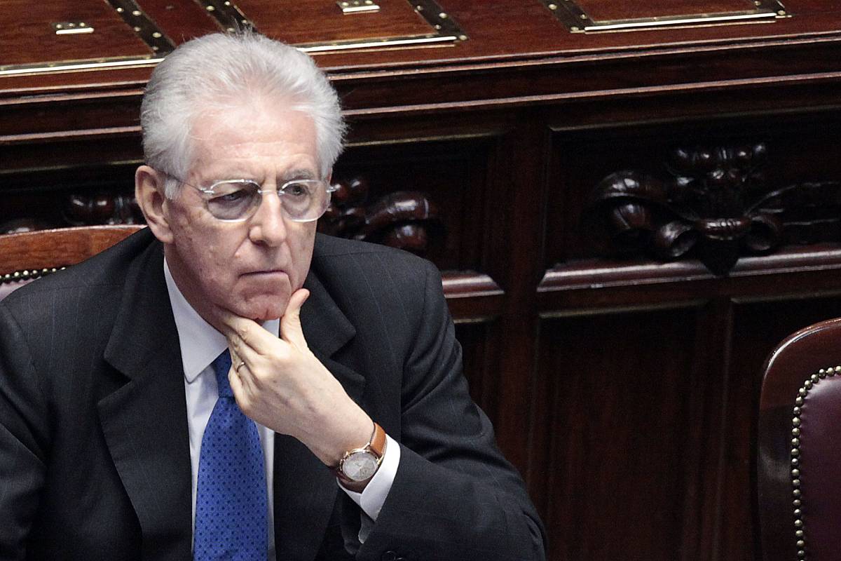 Monti vuole chiudere: deciderà Napolitano