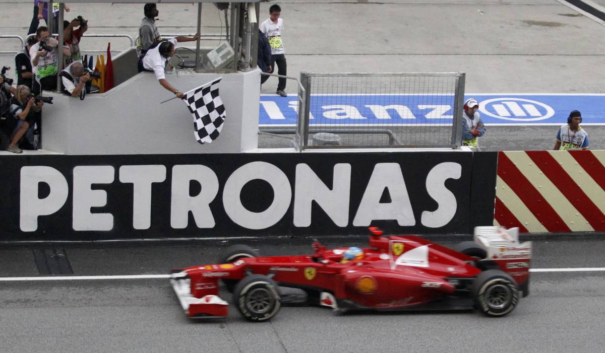 F1, Alonso vince in Malesia La Ferrari torna a volare