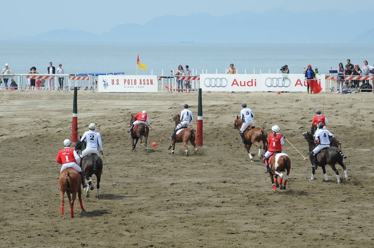 Polo on the beach a Forte dei Marmi