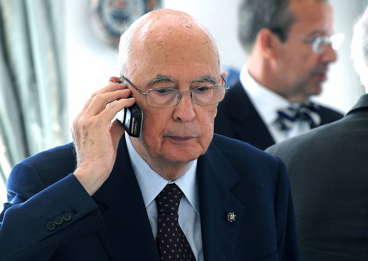 Lavoro, Napolitano: "Basta con i giovani  precari e sfruttati"