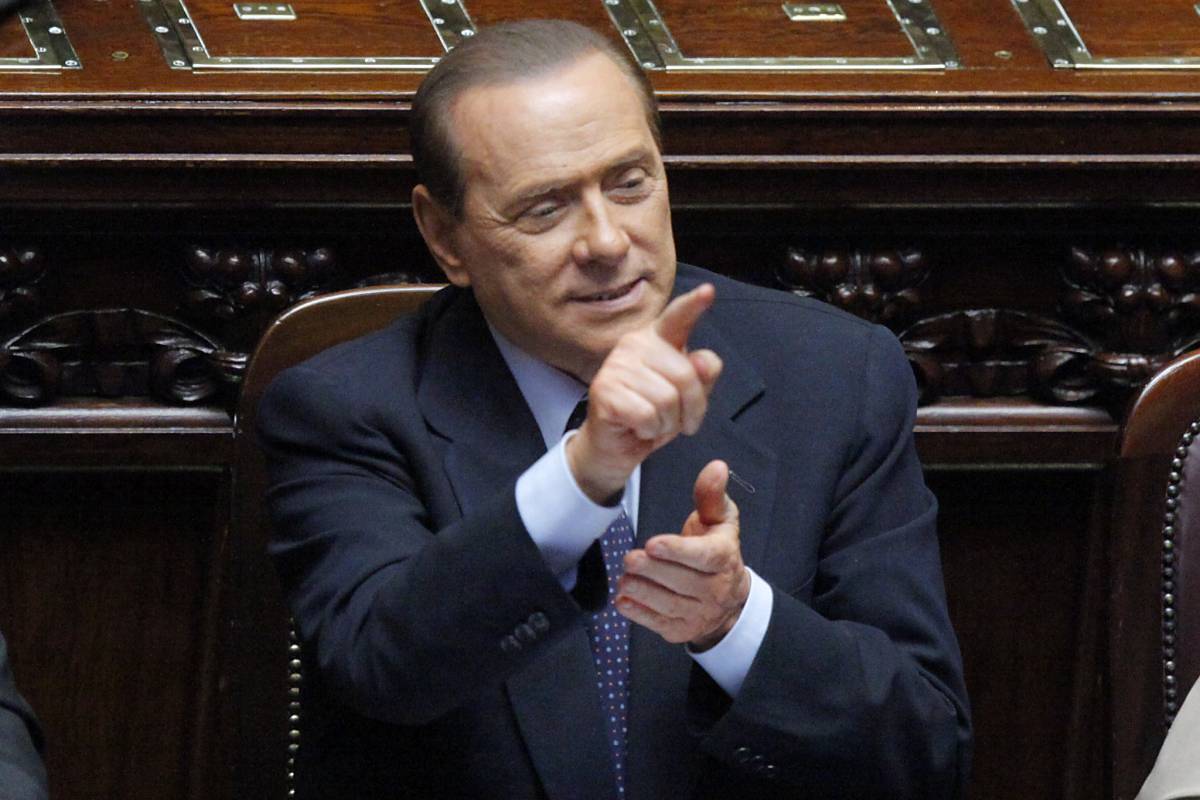 Berlusconi benedice  l'asse con gli ex di An