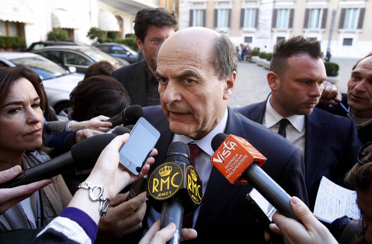 Articolo 18, Monti salva il posto a Bersani