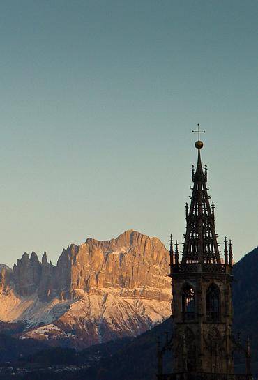 Al mercatino di Bolzano è primavera almeno a tavola