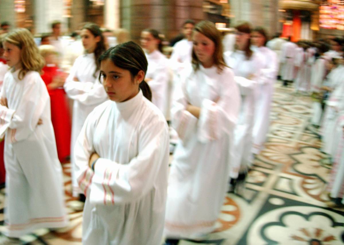 La messa di Scola per i chierichetti domani in Duomo oltre tremila giovani