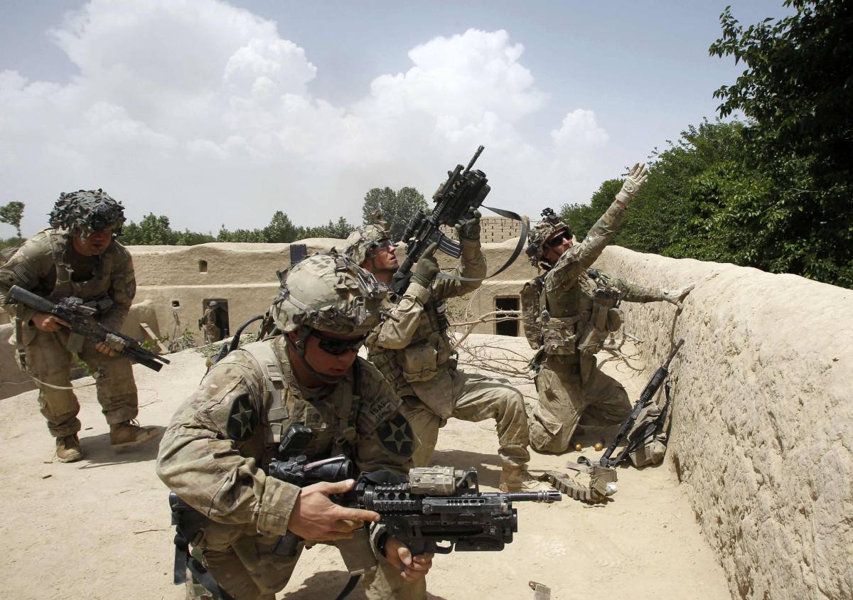 Monti: "Italia in Afghanistan per formazione dopo il 2014"