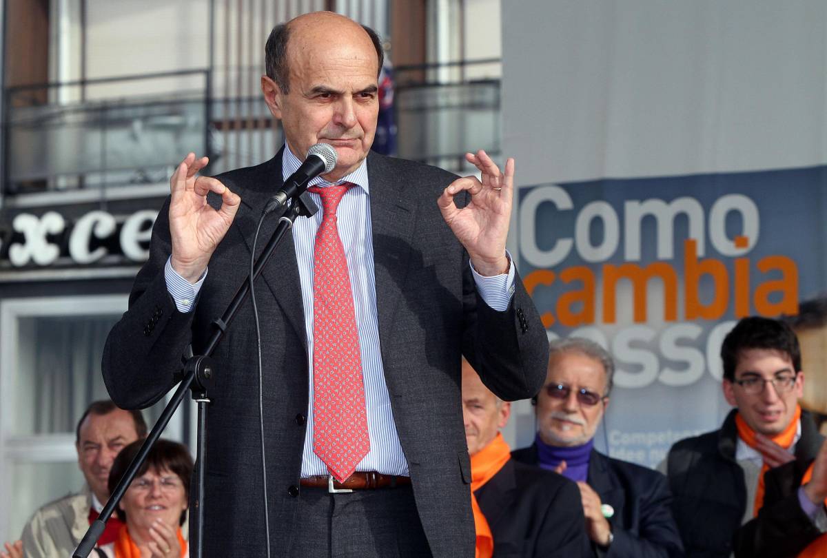 Bersani fa il gradasso: "Troppo facile vincere le elezioni a ottobre"