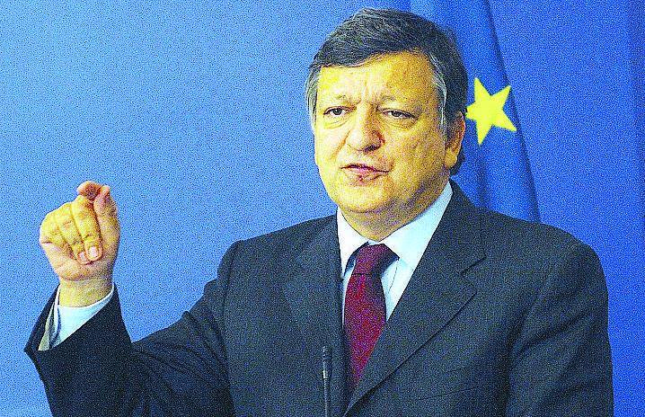 Secondo «El País» sarà pronto a fine giugno L’obiettivo è ripartire senza gravare sul debito