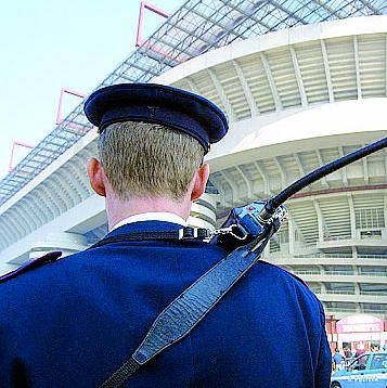 «Vigili, Milan e Inter paghino gli straordinari»