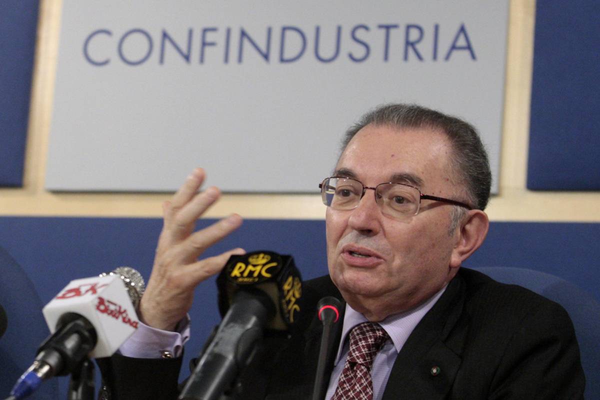 Confindustria, Squinzi: "Fisco zavorra intollerabile"