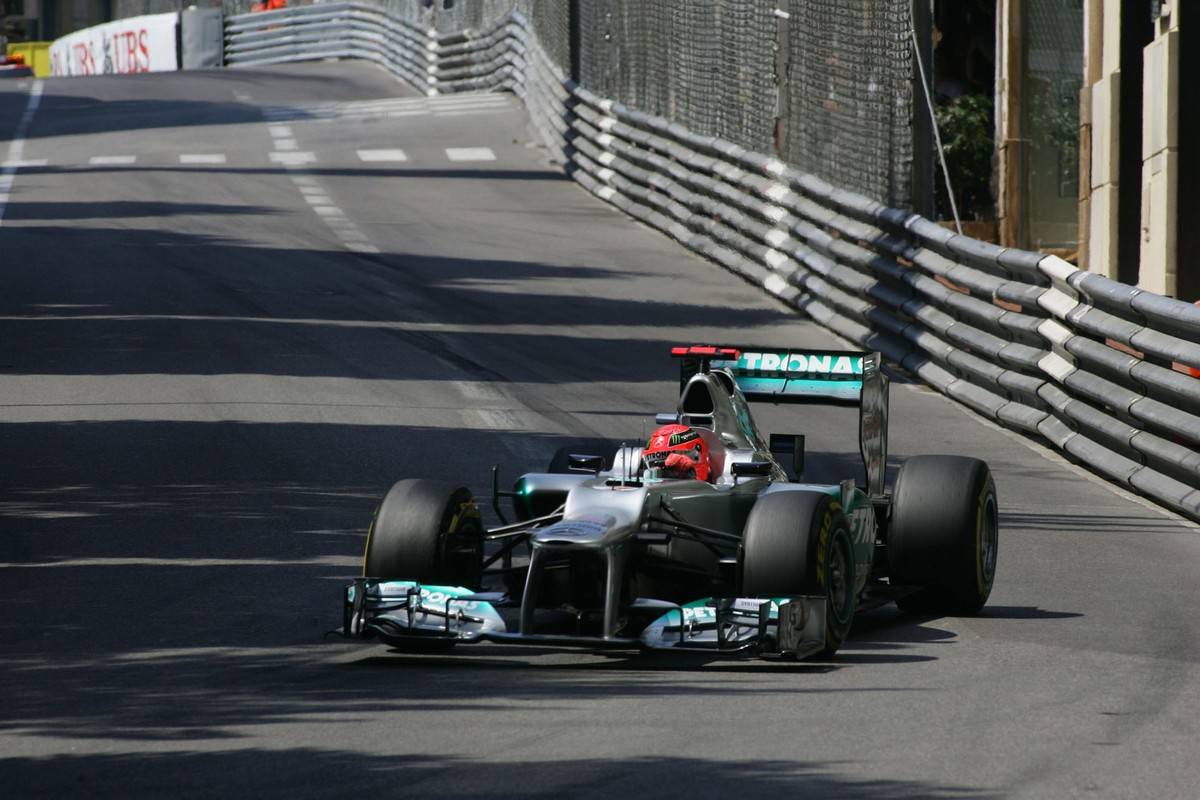 F1 Monaco, pole "virtuale" per Michael Schumacher: retrocesso di 5 posizioni