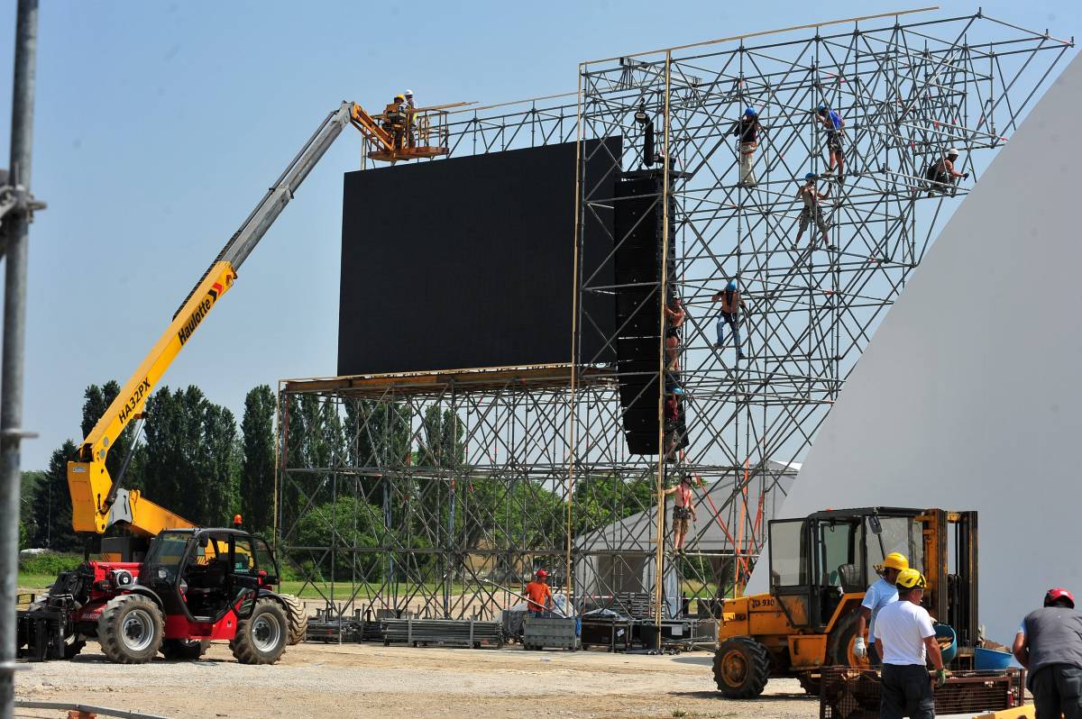 Famiglia, domani inizia il forum Un evento da 57 milioni di euro: grande Ztl e un milione di fedeli