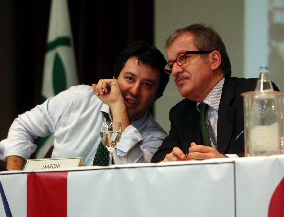 Lega, Salvini è segretario: stracciato l’uomo di Bossi E la Lombardia è di Maroni