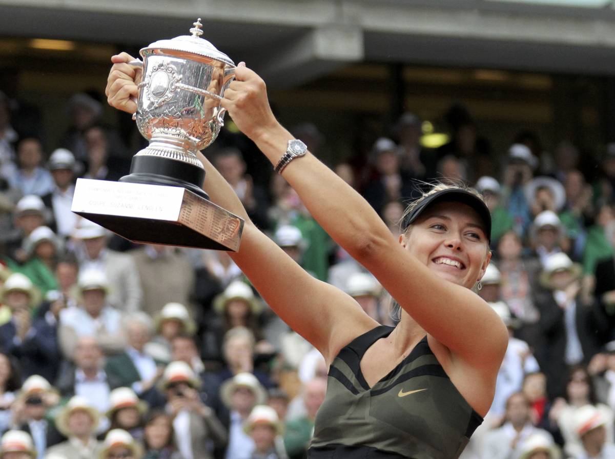 Tennis, Roland Garros Errani battuta in finale: vince Maria Sharapova