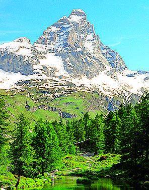 Turisti con un clic ai piedi dell’arco alpino: un nuovo portale per viaggi al top