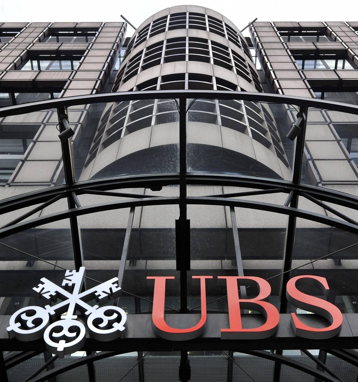 Svizzera, la banca centrale striglia Ubs e Credit Suisse