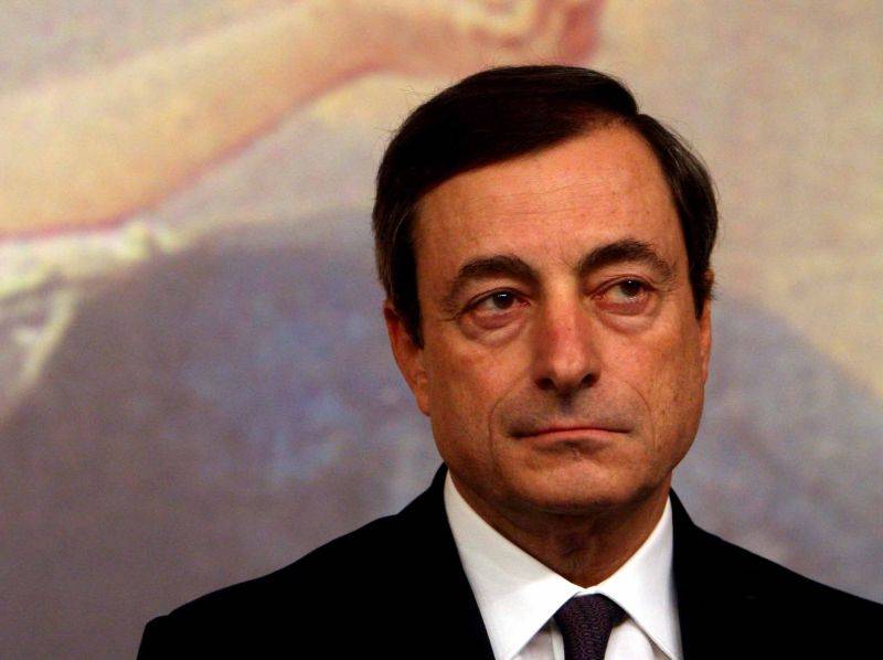 Draghi sprona l'Europa: "La Bce non colma falle di integrazione politica"