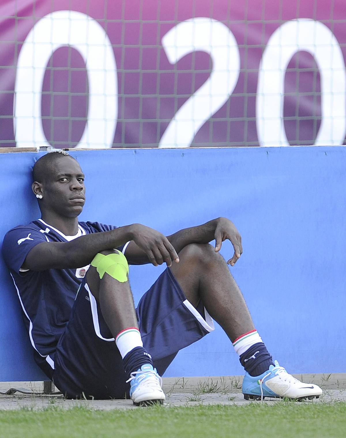 Problemi per Balotelli: dolore al ginocchio L'Irlanda è a rischio