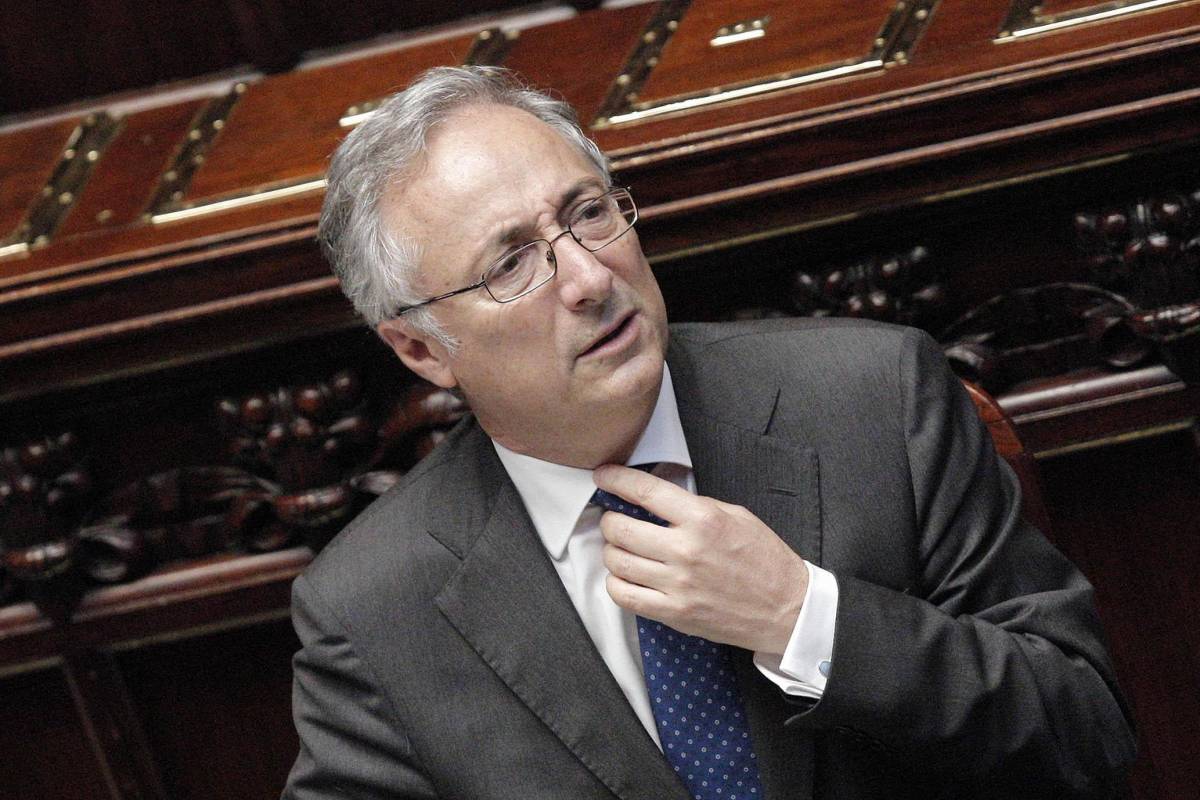 Decreto P.A., il Cdm rinvia