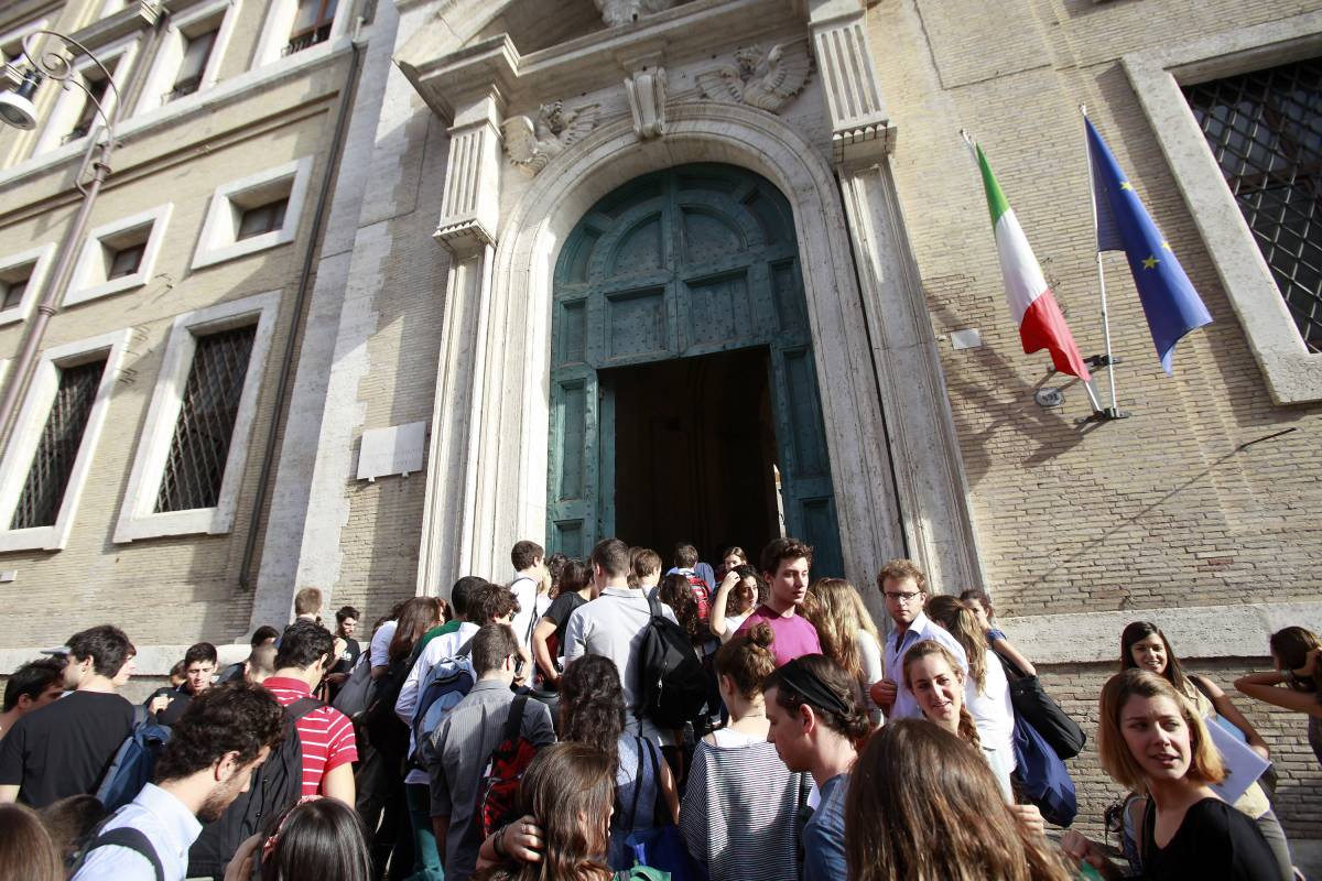 Maturità, la seconda prova: al liceo classico c'è Aristotele Le funzioni allo scientifico