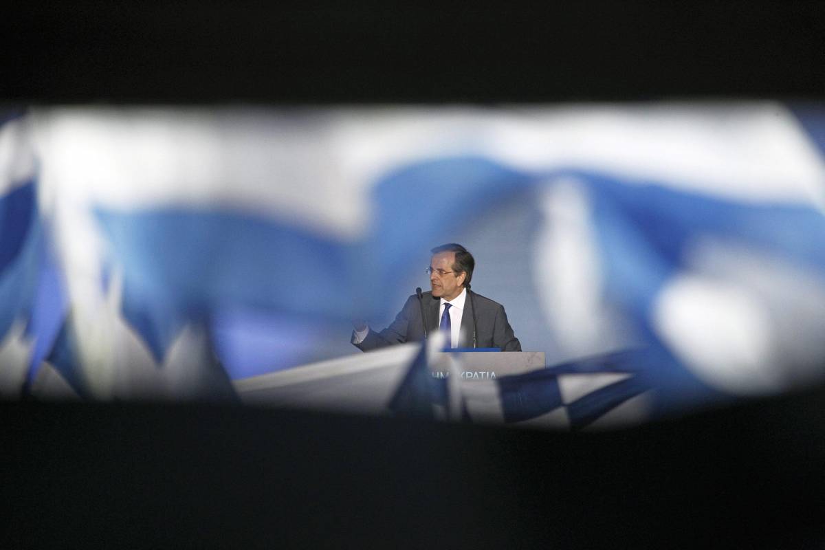 Atene truffa anche la troika Viola l'accordo con Ue e Fmi: "Assunti 70mila funzionari"