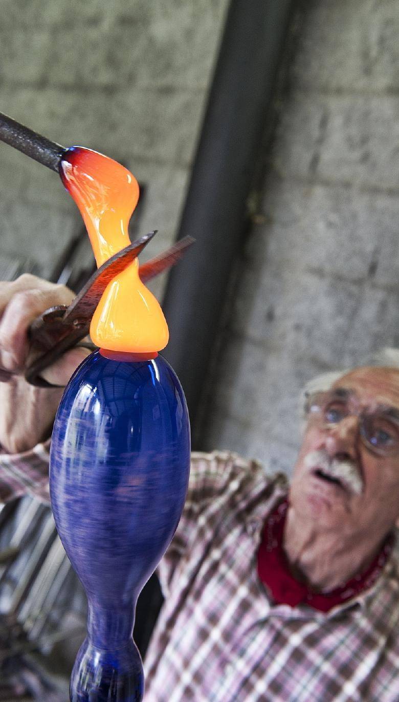 Bormioli, il maestro che trasforma il vetro in opere d'arte