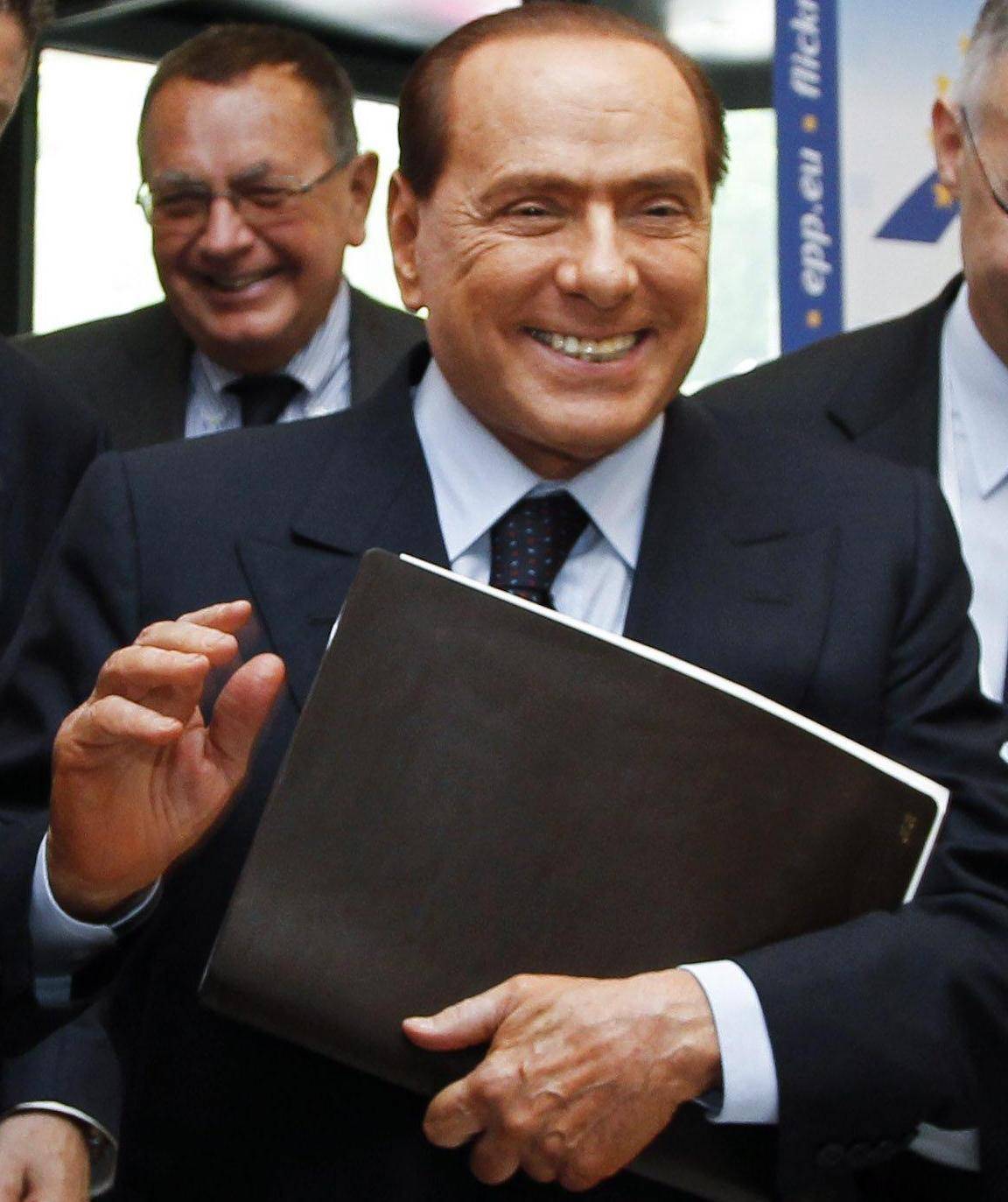 Berlusconi detta la linea dell'austerity